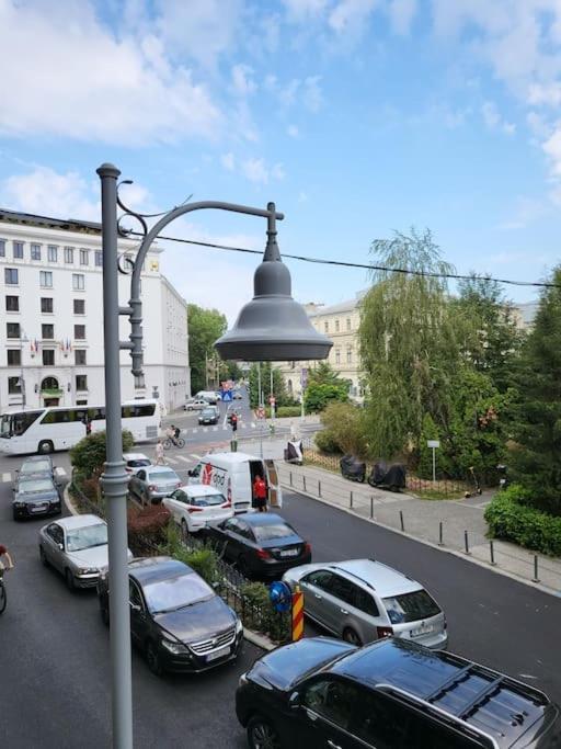 Victoriei Central Studio Apartment บูคาเรสต์ ภายนอก รูปภาพ