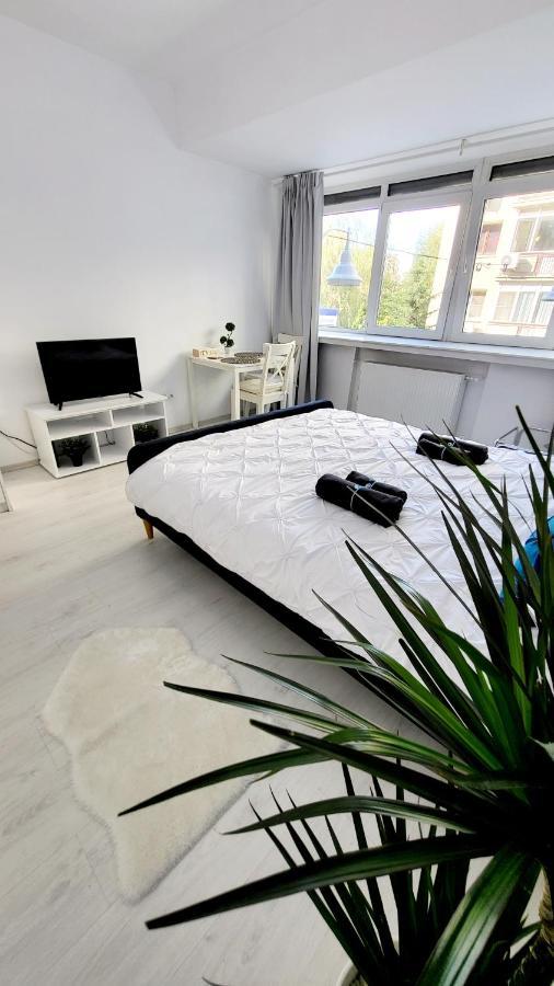 Victoriei Central Studio Apartment บูคาเรสต์ ภายนอก รูปภาพ