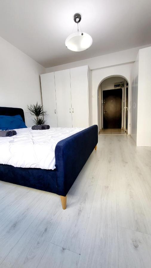 Victoriei Central Studio Apartment บูคาเรสต์ ภายนอก รูปภาพ